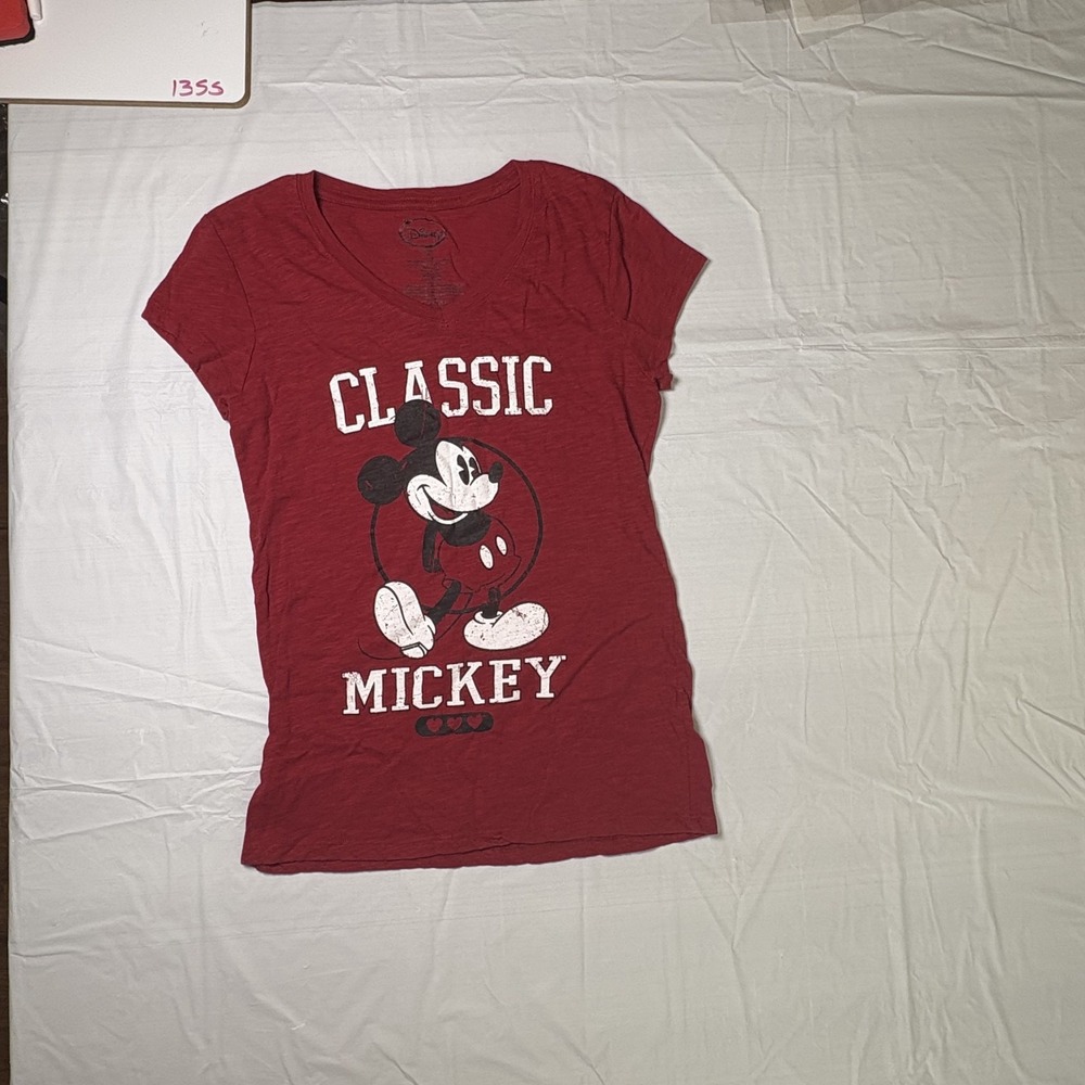 Women's Disney shirt, short sleeve v-neck, size Large 11/13 Juniors